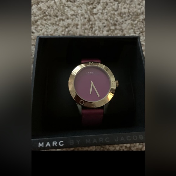 Marc Jacobs watch - Picture 2 of 3